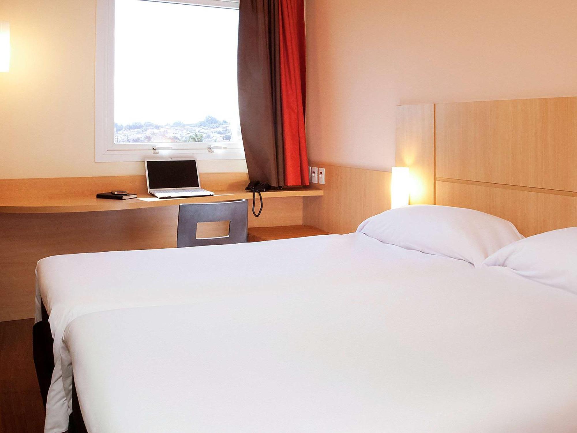 Hotel Ibis Ourinhos Zewnętrze zdjęcie