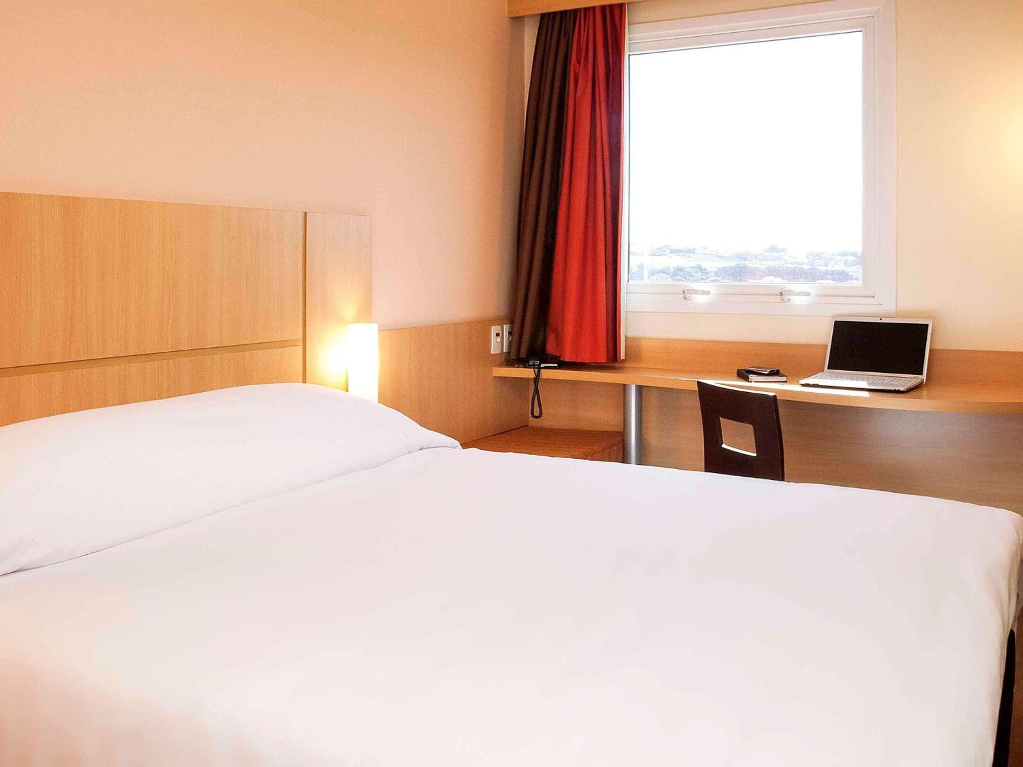 Hotel Ibis Ourinhos Zewnętrze zdjęcie
