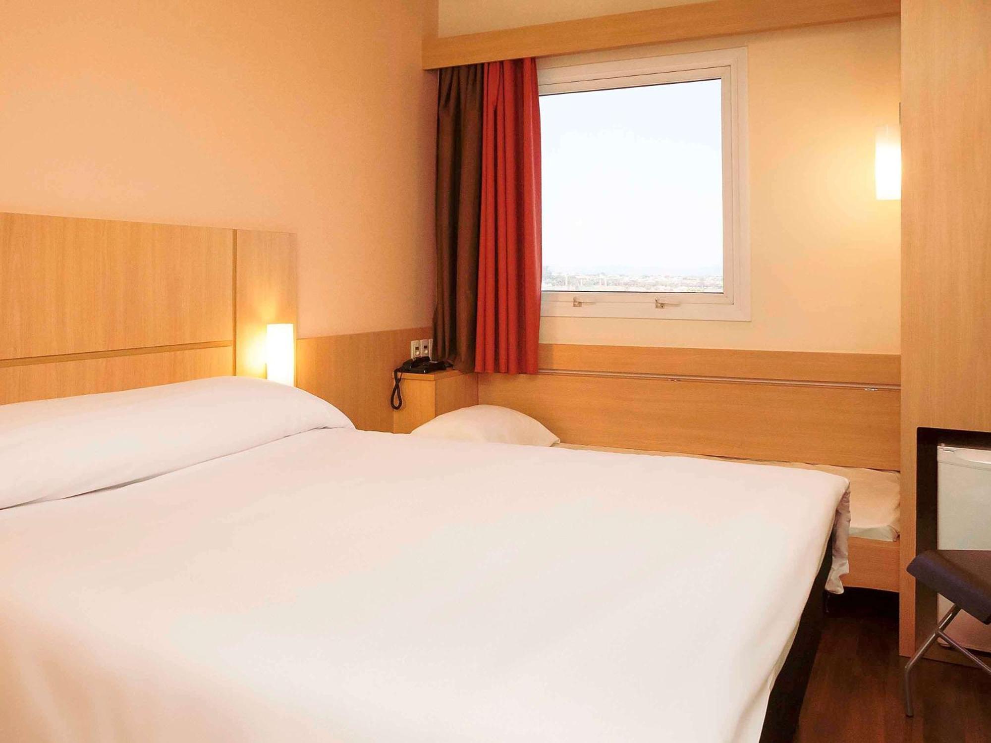 Hotel Ibis Ourinhos Zewnętrze zdjęcie