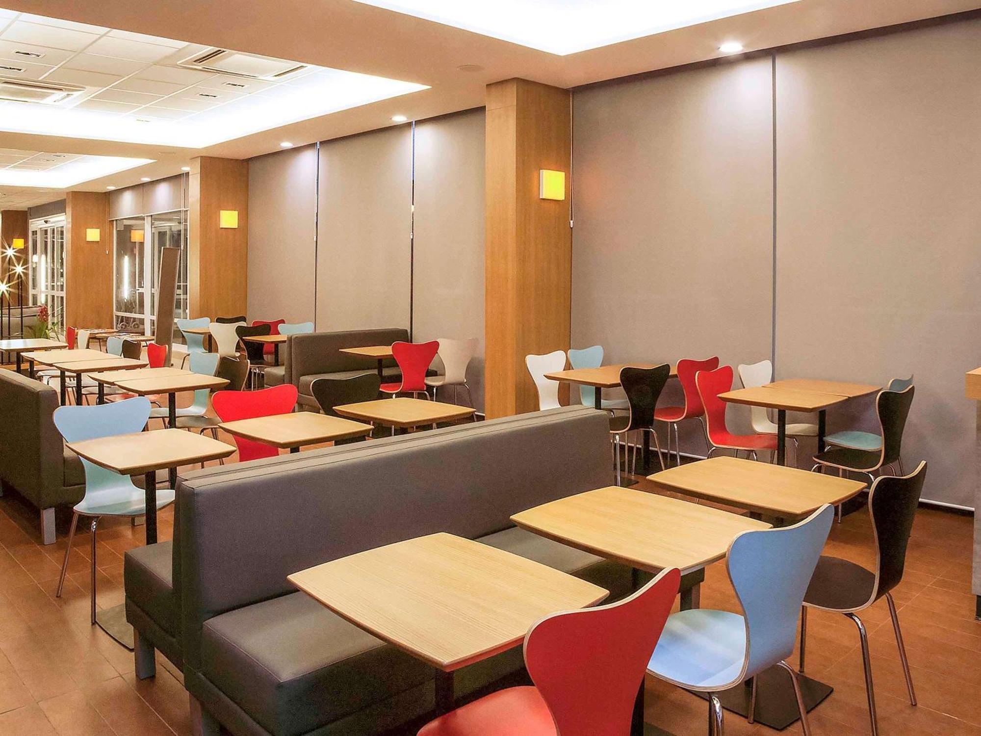 Hotel Ibis Ourinhos Zewnętrze zdjęcie