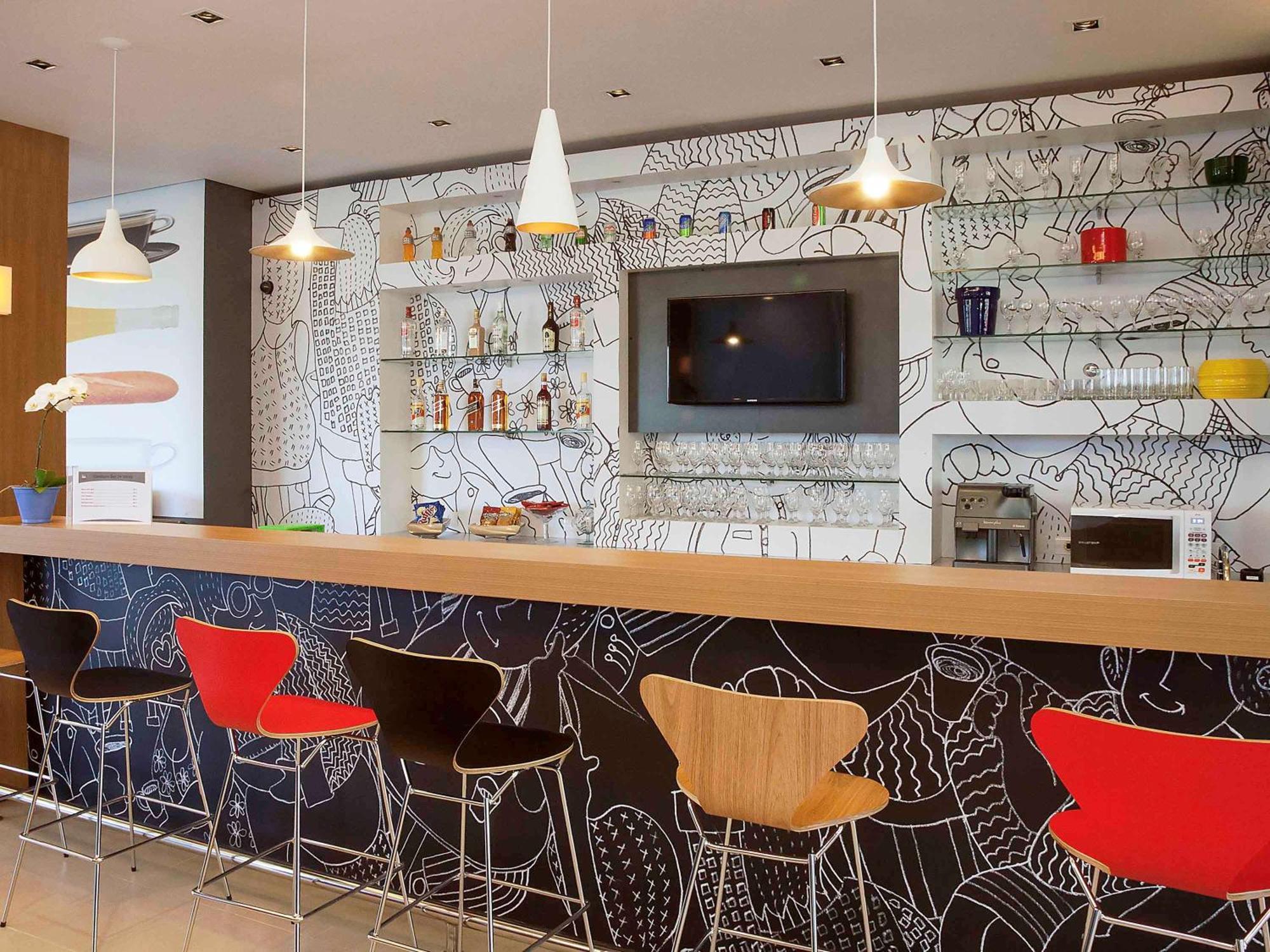 Hotel Ibis Ourinhos Zewnętrze zdjęcie
