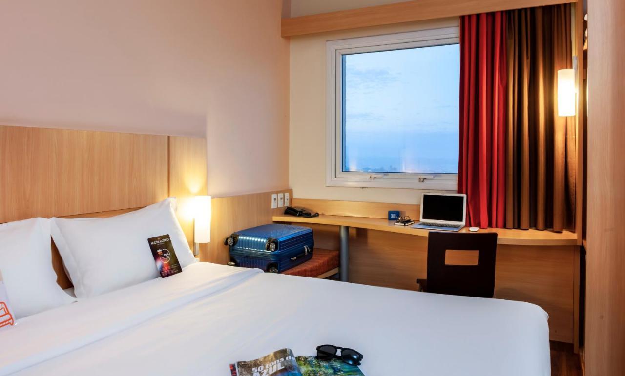 Hotel Ibis Ourinhos Zewnętrze zdjęcie