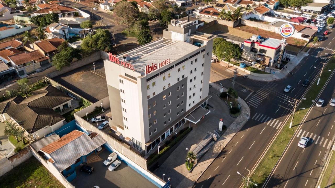 Hotel Ibis Ourinhos Zewnętrze zdjęcie